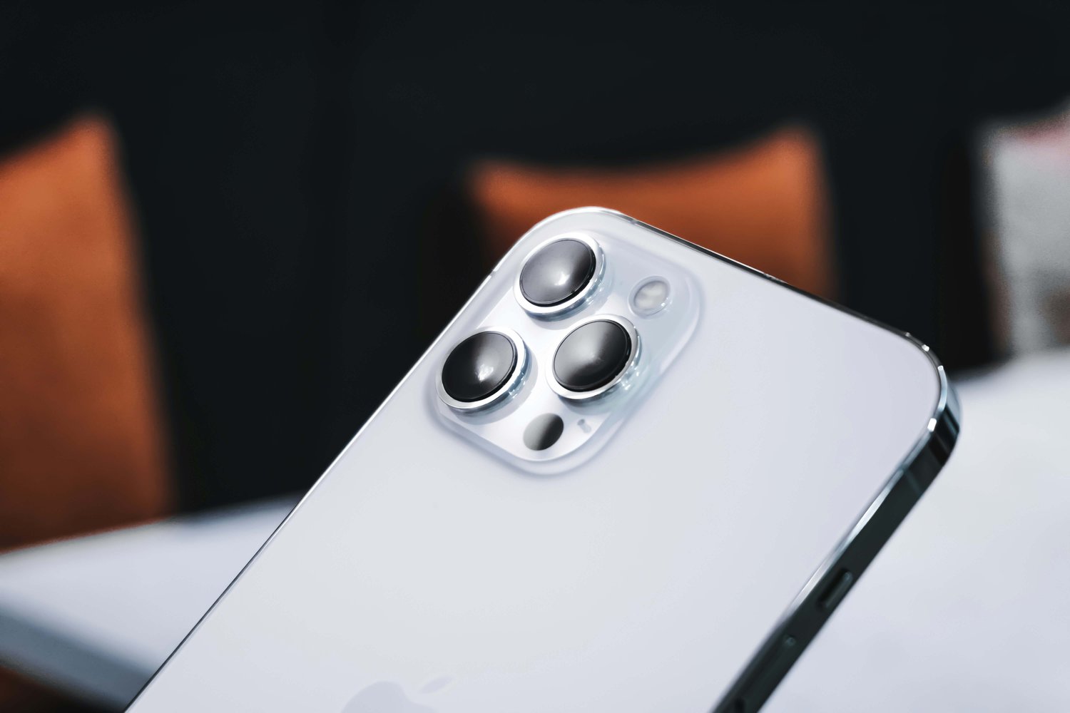 Apple design photo unsplash